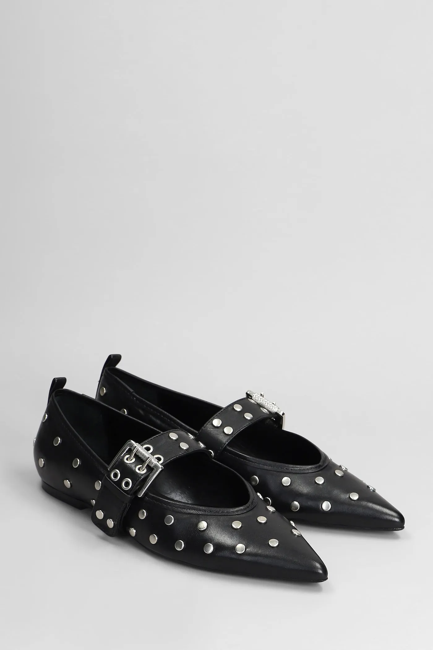 Ballet flats in black leather
