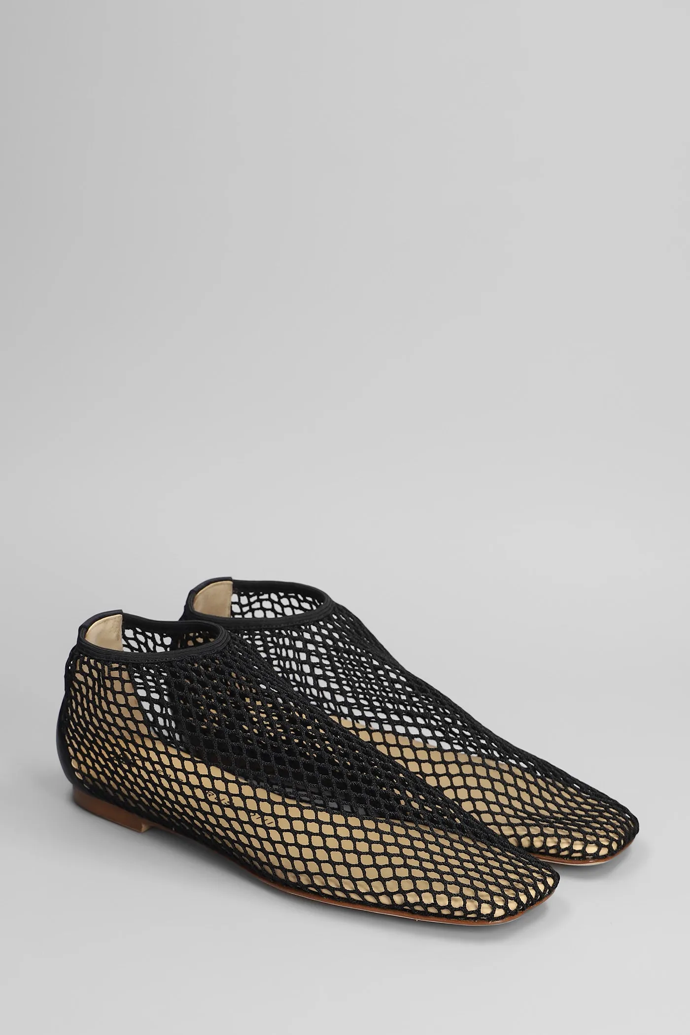 Ballet flats in black leather