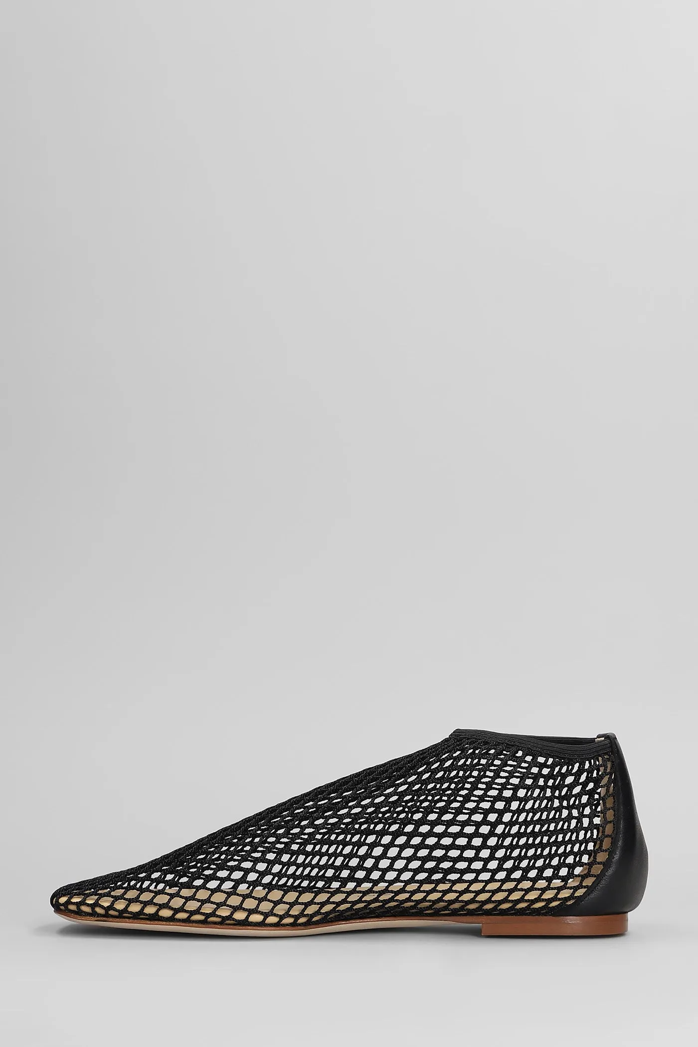 Ballet flats in black leather