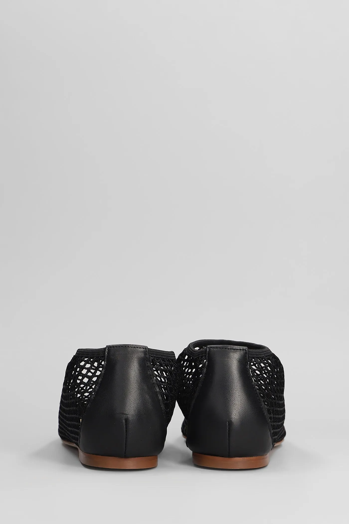 Ballet flats in black leather