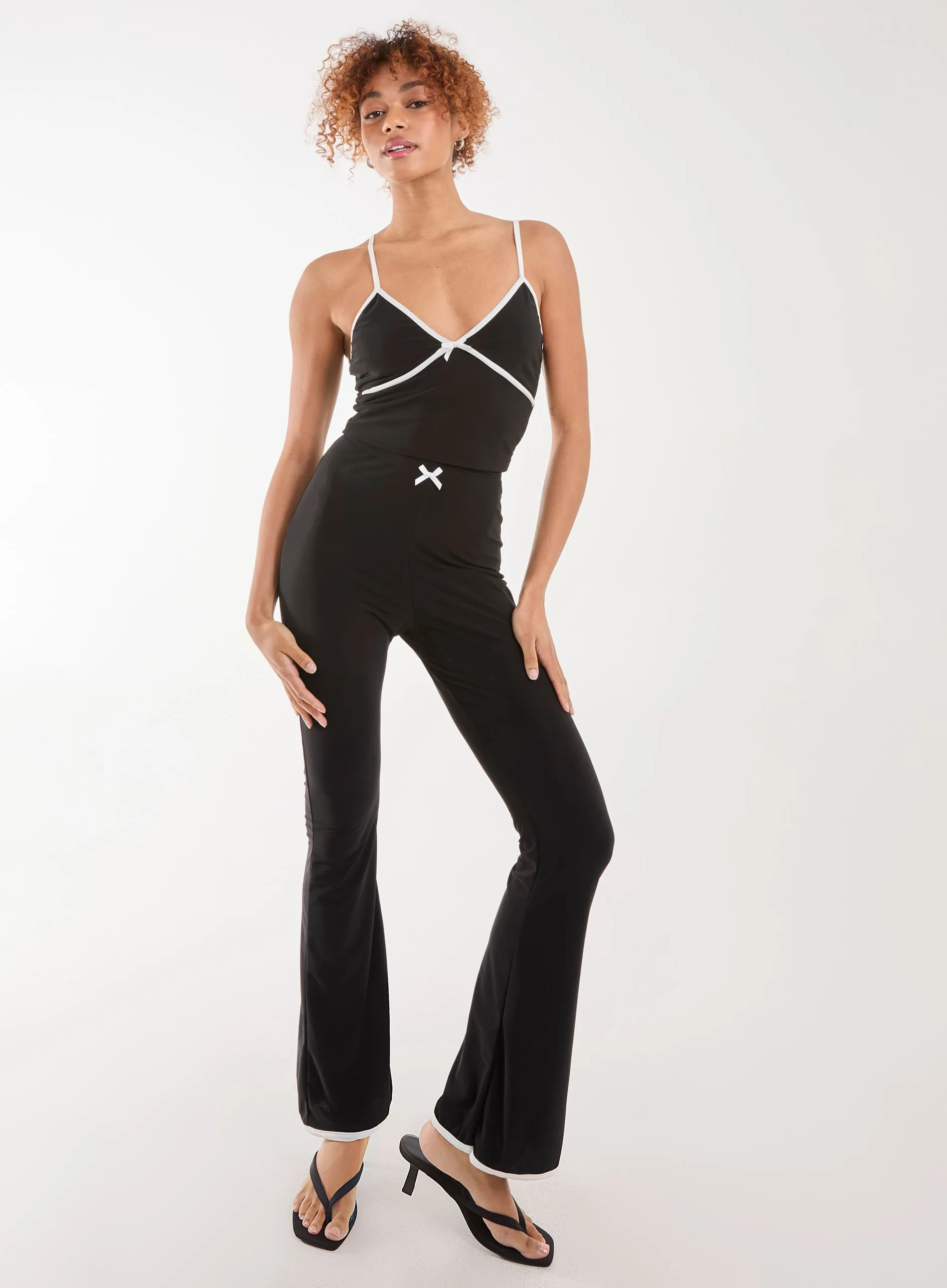 Bow Detail Piping Strappy Vest
