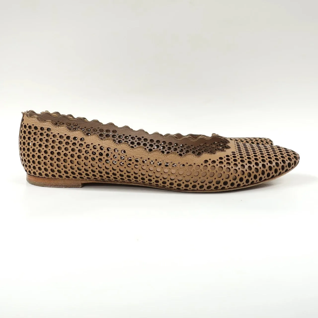 CHLOÉ LAUREN PERFORATED LEATHER BALLET FLATS