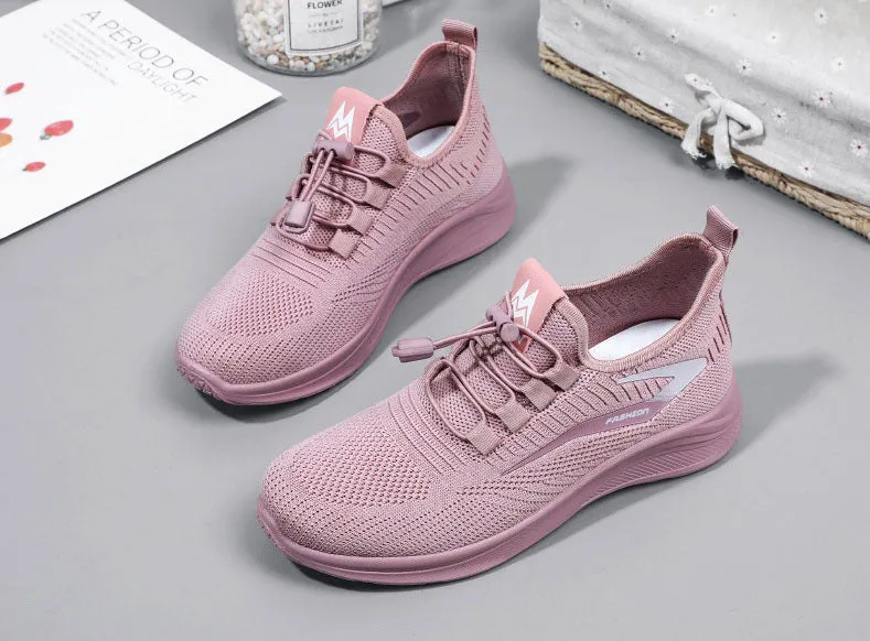 Durable and Supportive Casual Training Shoes with a Graphic Design