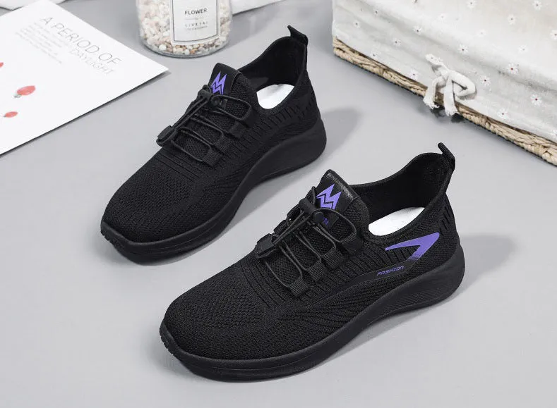 Durable and Supportive Casual Training Shoes with a Graphic Design