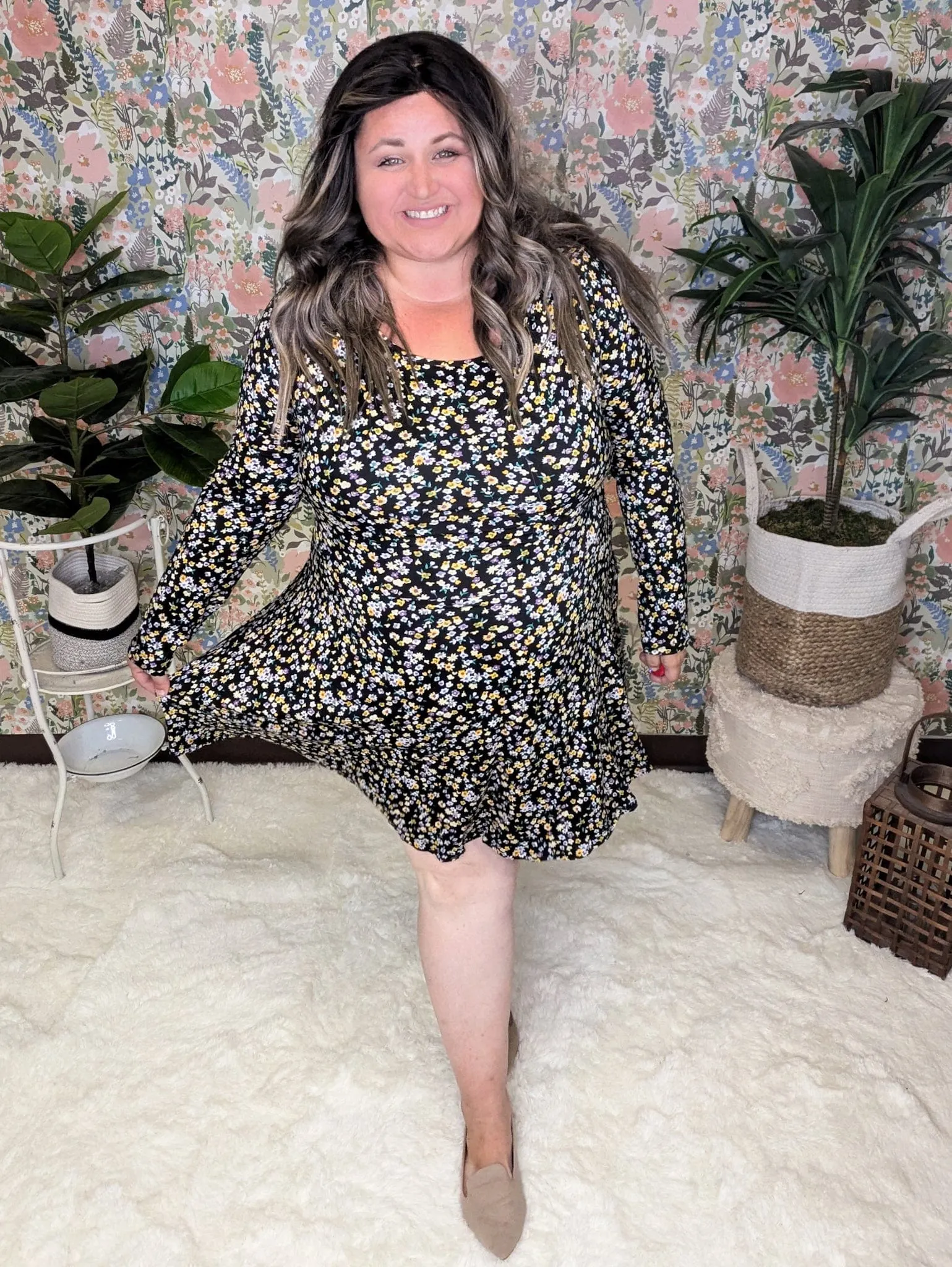 Linda Long Sleeve Dress w/Short in Black Floral