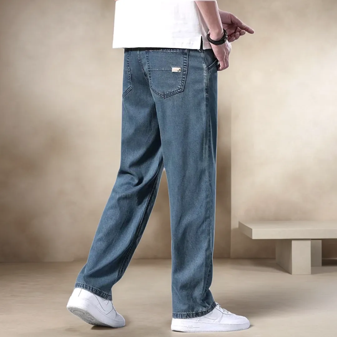 Men's Denim Straight-Leg Jeans