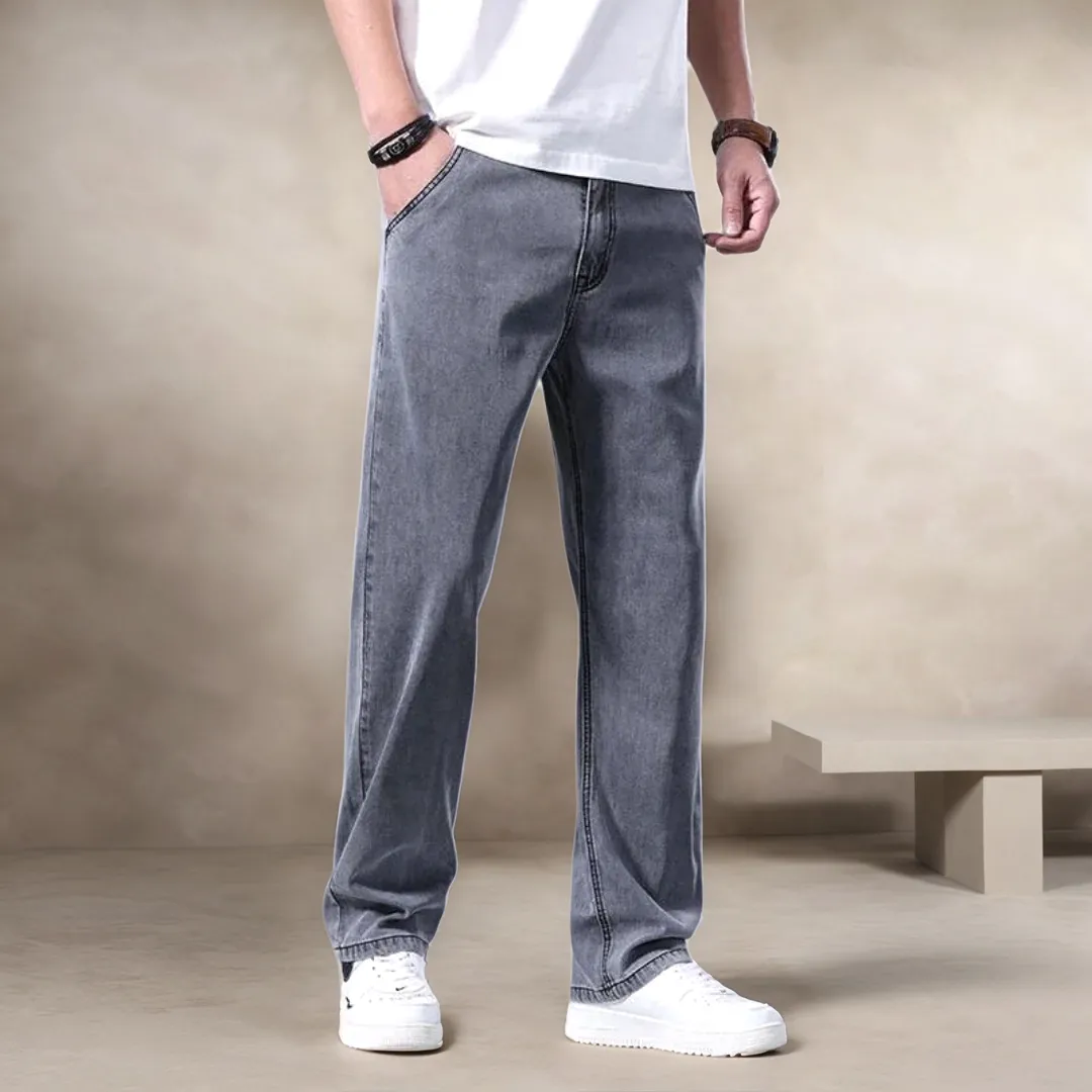 Men's Denim Straight-Leg Jeans