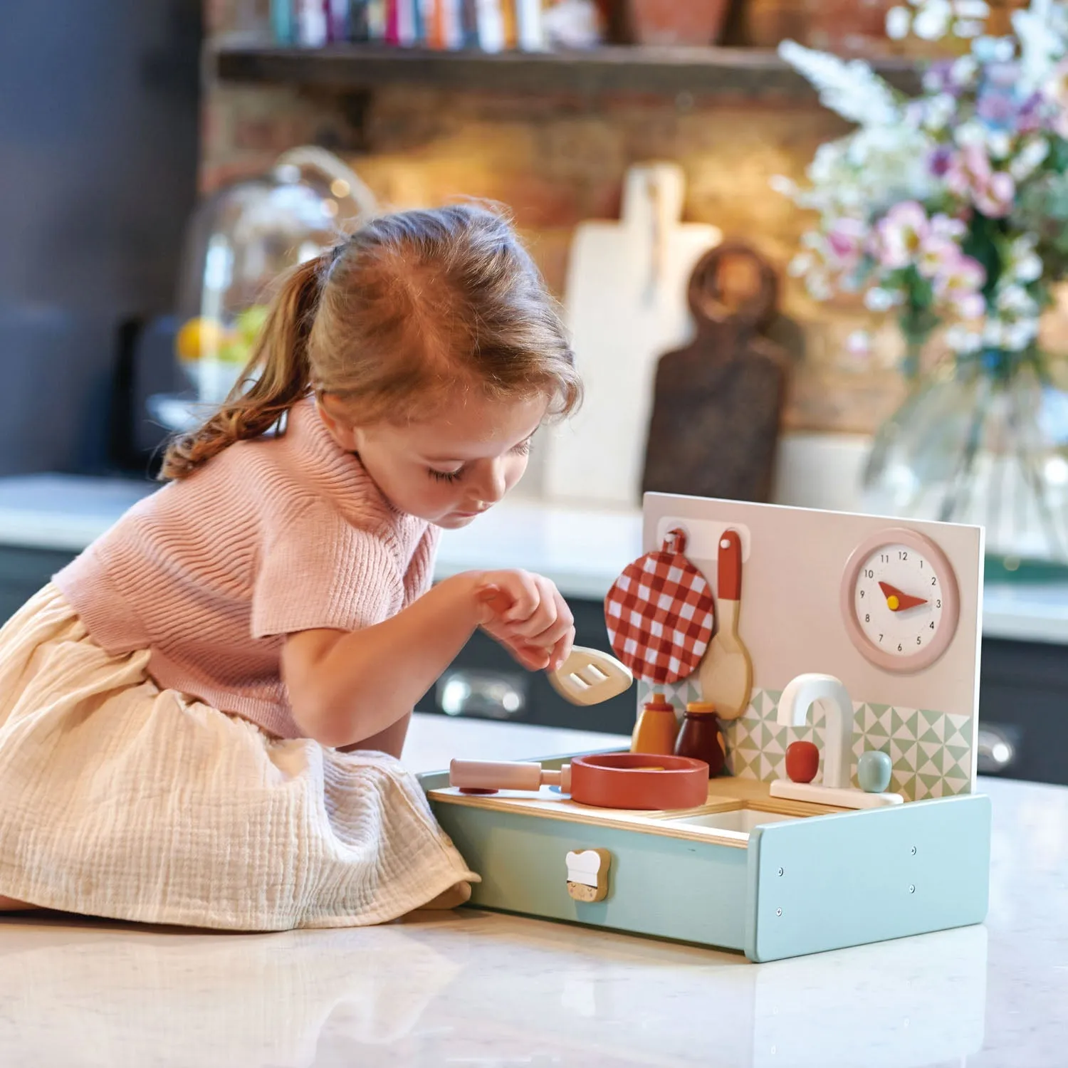 Tender Leaf Toys Kitchenette